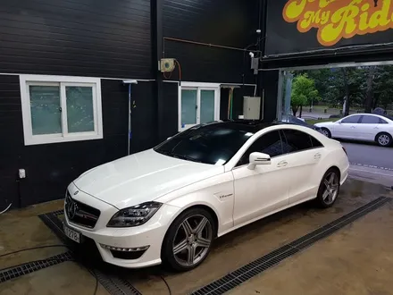 구미루프스킨 시공전문점/벤츠CLS63amg 루프스킨시공으로 스포티함 더해주기. / 구미시 인의동