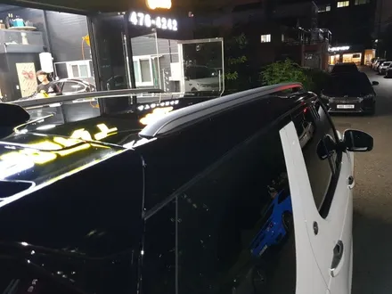 랜드로버 올뉴디스커버리 구미루프스킨 시공으로 멋진 투톤완성~! / 구미시 인의동