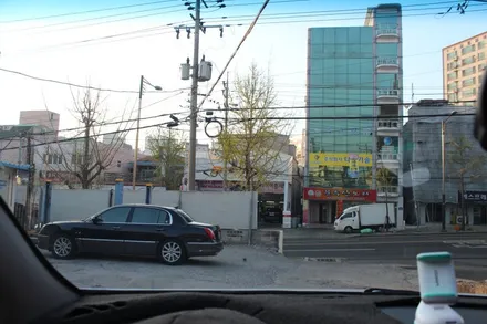 울산썬팅 전문점  싼타페DM 3M으로 옷을 갈아 입었습니다.