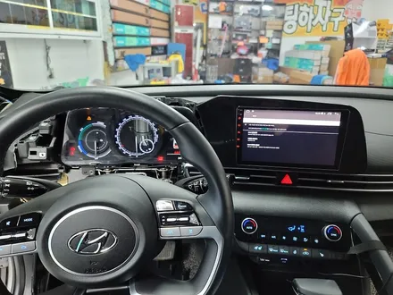 아반떼 CN7 하이브리드 9인치 안드로이드 올인원 네비게이션 장착 [울산 패스트카]