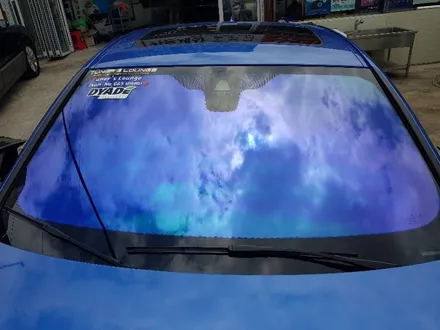 BMW320i F30 켈란 카멜레온 컬러썬팅은 울산 시공 전문점에서 상담 받아보세요