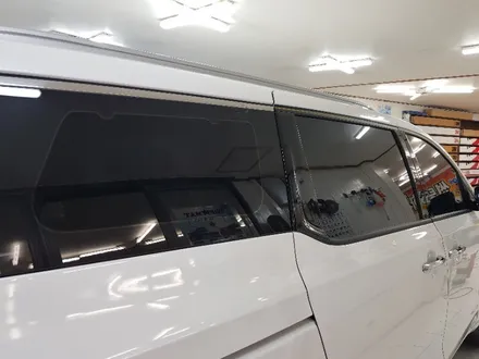 울산3M썬팅 공식대리점에서 올뉴카니발 CP모델로 시공하다