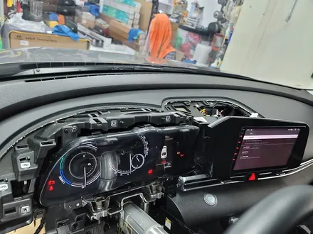 아반떼 CN7 하이브리드 9인치 안드로이드 올인원 네비게이션 장착 [울산 패스트카]