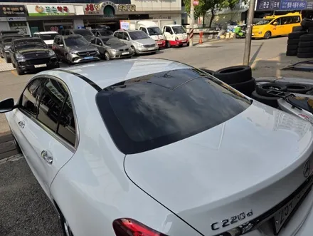 장안동 벤츠 C클래스 220d 썬팅 재시공 / 서울 성동구 용답동