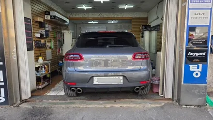 포르쉐 / 서울 성동구 용답동