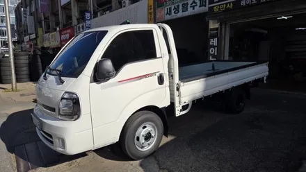 장안동 썬팅 봉고3 레이노 35% 15% 및 블랙박스 깔끔 시공 | 25년 베테랑의 정직함 레이노 장안사 / 서울 성동구 용답동