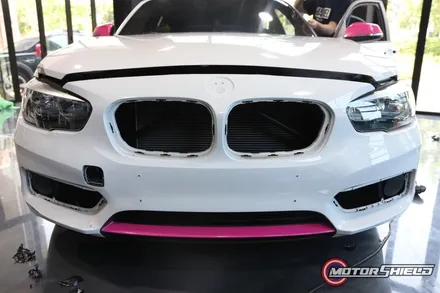BMW 118D 사틴화이트펄 전체랩핑 + 버블껌핑크 포인트랩핑 by 대전 모터쉴드 / 대전 유성구