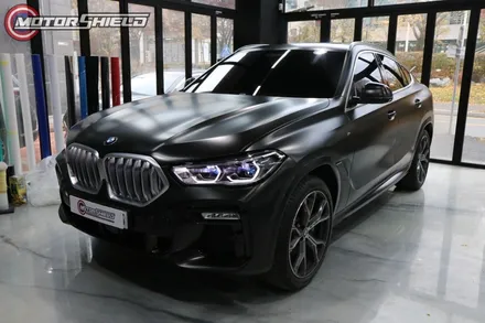 쿠페형 SUV의 근본 BMW X6에 스포티함을 더하다. 사틴블랙 전체랩핑 by 대전랩핑 & 대전PPF 모터쉴드 / 대전 유성구