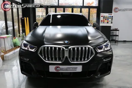 쿠페형 SUV의 근본 BMW X6에 스포티함을 더하다. 사틴블랙 전체랩핑 by 대전랩핑 & 대전PPF 모터쉴드 / 대전 유성구