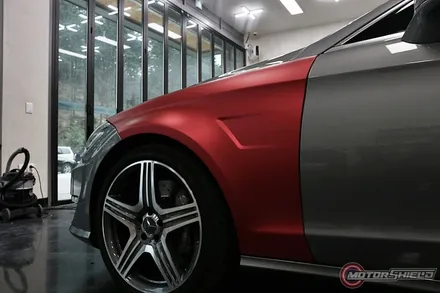 벤츠 CLS63 AMG 레드 무광 크롬 전체랩핑 시공기 [대전카스킨] / 대전 유성
