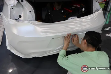 BMW 118D 사틴화이트펄 전체랩핑 + 버블껌핑크 포인트랩핑 by 대전 모터쉴드 / 대전 유성구