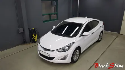 [울산루프스킨][울산랩핑] 현대 아반떼MD 유광블랙 루프스킨 합리적인 가격으로 깔끔한 시공 - 블랙샤인 울산점 / 울산광역시 남구