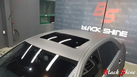 [울산랩핑][울산전체랩핑] 벤츠 E200 에이버리 슈프림 무광차콜그레이 전체풀랩핑 시공 - 블랙샤인 울산점 / 울산광역시 남구