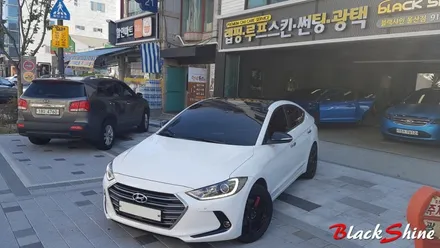 [울산루프스킨][울산랩핑] 현대 아반떼AD 루프스킨 시공 - 블랙샤인 울산점 / 울산광역시 남구