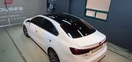 [울산랩핑][울산루프스킨] 기아 K3 블랙유광 루프스킨 시공 - 블랙샤인 울산점 / 울산광역시 남구