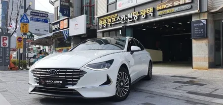 [울산루프스킨][울산랩핑] 현대 쏘나타 DN8 3M 2080 블랙유광 루프스킨 시공 - 블랙샤인 울산점 / 울산광역시 남구