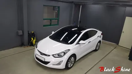 [울산루프스킨][울산랩핑] 현대 아반떼MD 유광블랙 루프스킨 합리적인 가격으로 깔끔한 시공 - 블랙샤인 울산점 / 울산광역시 남구