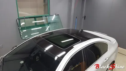[울산루프스킨][울산랩핑] BMW F10 528i 에이버리 슈프림 블랙유광 루프스킨 - 블랙샤인 울산점 / 울산광역시 남구