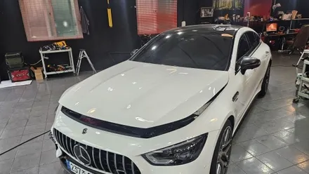 춘천 랩핑 벤츠 gt amg 크롬 죽이기및 본넷ppf시공및 실내랩핑 / 춘천시 후평동