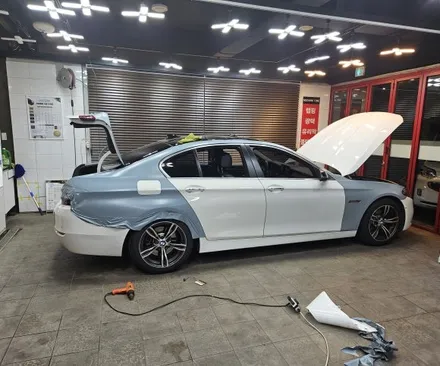 춘천랩핑 춘천bmw528전체랩핑및 안드로이드올인원장착춘천올인원 / 춘천시 후평동