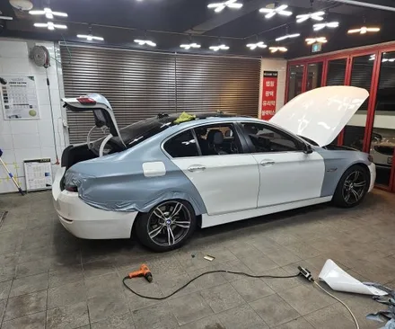춘천랩핑 춘천bmw528전체랩핑및 안드로이드올인원장착춘천올인원 / 춘천시 후평동