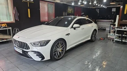 춘천 랩핑 벤츠 gt amg 크롬 죽이기및 본넷ppf시공및 실내랩핑 / 춘천시 후평동