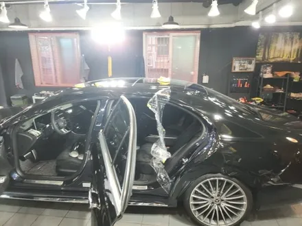 춘천랩핑 벤츠s클래스 전체랩핑 블랙유광랩핑 / 춘천시 후평동