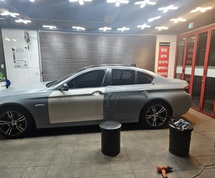 춘천랩핑 춘천bmw528전체랩핑및 안드로이드올인원장착춘천올인원 / 춘천시 후평동