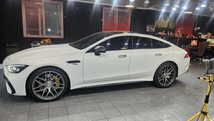 춘천 랩핑 벤츠 gt amg 크롬 죽이기및 본넷ppf시공및 실내랩핑 / 춘천시 후평동