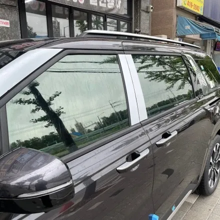안산 신차패키지 기아 카니발 레인보우썬팅 V90 전체시공