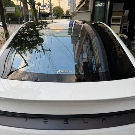 테슬라 모델Y 주니퍼 신차패키지 블락포디 스카이블루 안산썬팅