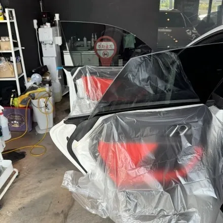안산 썬팅 BMW 그란쿠페M235i 레인보우 V90 썬팅 전체 재시공