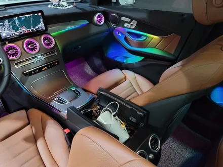 벤츠 c200d 송풍구 엠비언트 완성된 실내 조합 / 인천 남동구