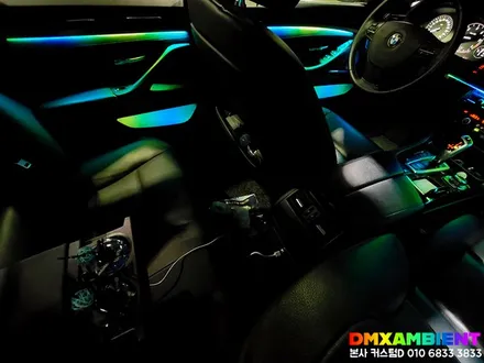 BMW 5시리즈 엠비언트 실내 튜닝의 혁신 DMX 무빙 무드등! 비노출 아크릴 시공 전문 / 인천 남동구