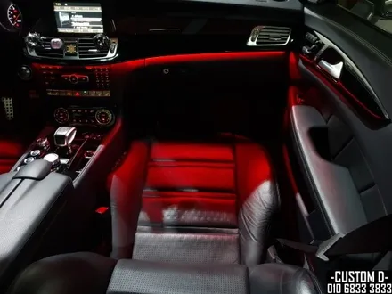 W218 CLS63AMG 64색 가변 엠비언트 벤츠무드등 LED튜닝! / 인천 남동구