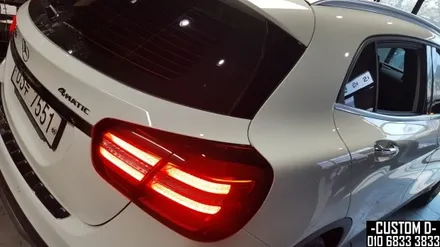 벤츠 X156 GLA250 풀컬러 RGB엠비언트 실내무드등 인스톨! / 인천 남동구