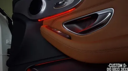 벤츠 W205 C220D쿠페 RGB엠비언트 라이트 가변무드등 튜닝! / 인천 남동구