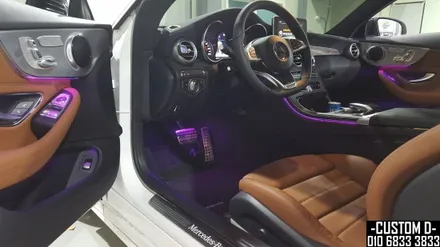 W205 C클래스 카브리올레 엠비언트 라이트 64가지 색상 광량 업그레이드 / 인천 남동구
