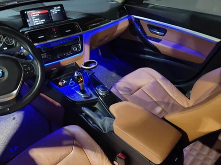 BMW F30 3시리즈 엠비언트 스타일리시한 연출로 분위기 이끄는 튜닝 / 인천 남동구