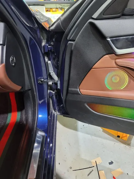 BMW F10 520d 5시리즈 엠비언트 자연스러운 순정형 무드등 튜닝 / 인천 남동구