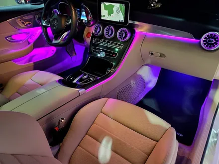 벤츠 C250 C220D 엠비언트 광량업과 송풍구의 환상적인 조합 / 인천 남동구