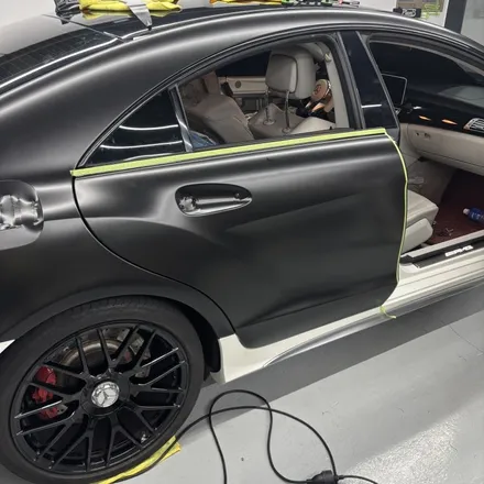 창원랩핑 메르세데스 벤츠 CLS 63AMG S 에이버리 사틴블랙 전체랩핑 경남랩핑 마산랩핑 진해랩핑 김해랩핑 / 창원 팔용동