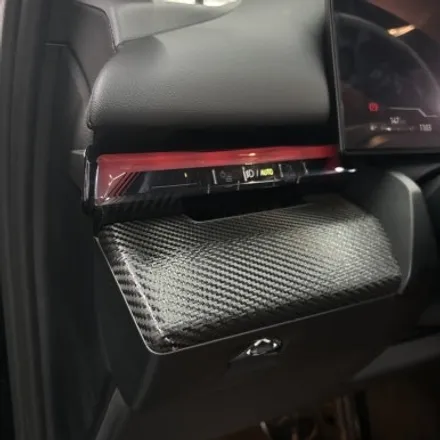 창원랩핑 BMW G60 신형 5시리즈 실내랩핑 (에이버리 무광 카본) / 창원 팔용동