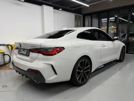 창원랩핑 BMW 420i 사이드스커트 블랙포인트랩핑 & M퍼포먼스 데칼 시공 / 창원 팔용동