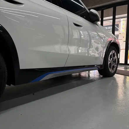 창원랩핑-BMW IX1 포인트랩핑 전기차는 전기차답게 사틴블루로 포인트랩핑!! EV를 더욱더 EV스럽게. 경남랩핑 마산랩핑 경북랩핑 구미랩핑 포인트랩핑 IX1랩핑 / 창원 팔용동