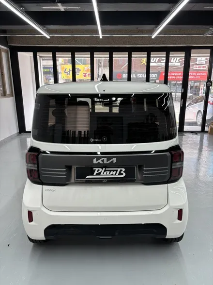 2024 레이 투톤랩핑 스포일러랩핑 에이버리 유광 블랙 Avery Gloss Black 창원 마산 포인트랩핑 / 창원 팔용동