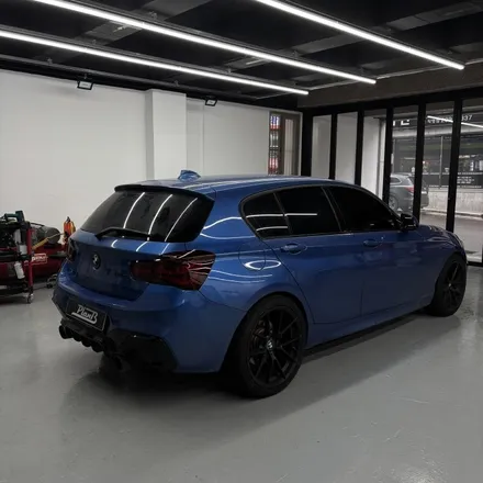 창원 스모그PPF(톤다운PPF)-BMW 118d 쉐도우패키지 앞,뒤 톤다운PPF 클리프디자인 스모그PPF필름 마산스모그PPF 마산톤다운PPF 경남톤다운필름 경남스모그PPF / 창원 팔용동