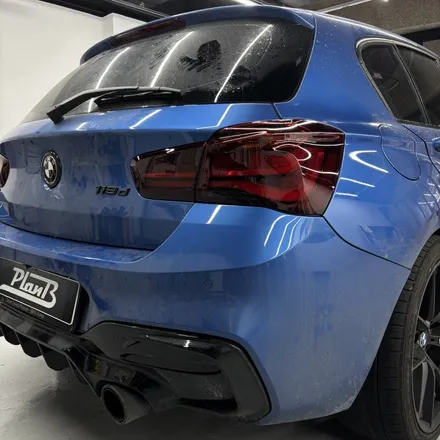 창원 스모그PPF(톤다운PPF)-BMW 118d 쉐도우패키지 앞,뒤 톤다운PPF 클리프디자인 스모그PPF필름 마산스모그PPF 마산톤다운PPF 경남톤다운필름 경남스모그PPF / 창원 팔용동