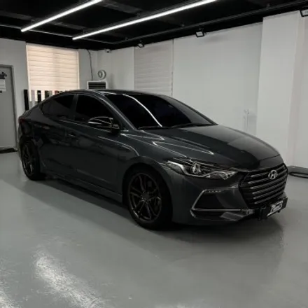 창원 크롬죽이기 아반떼스포츠 크롬딜리트 에이버리 유광블랙 필름 (Avery Gloss Black) / 창원 팔용동