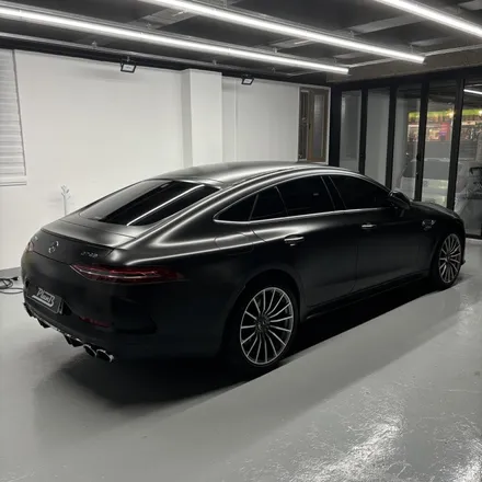메르세데스 벤츠 AMG GT 43 4도어 에이버리 사틴 블랙 전체랩핑 / 창원 팔용동